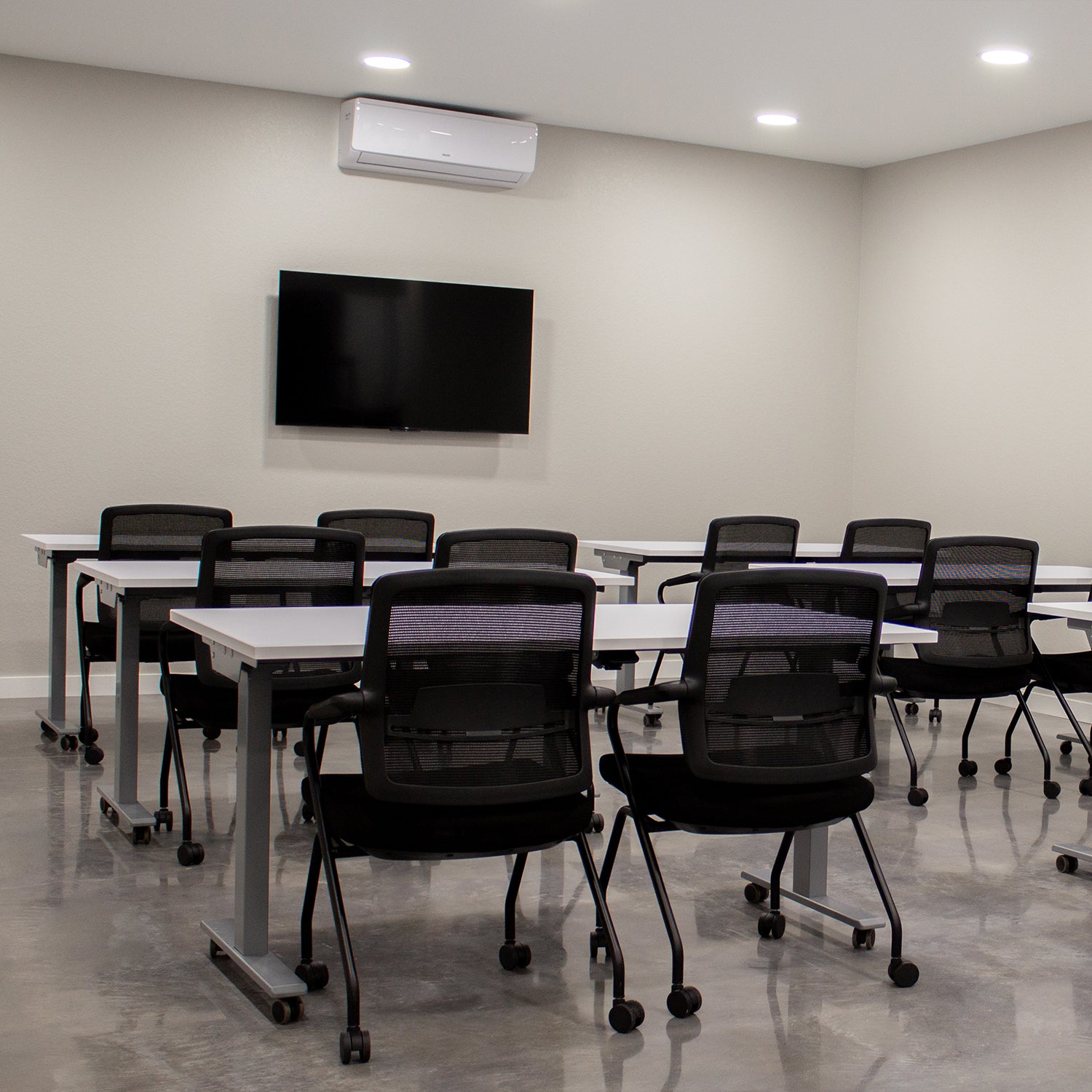 Connect Training Table (24″ x 60″) and Switch Nesting Chair Set