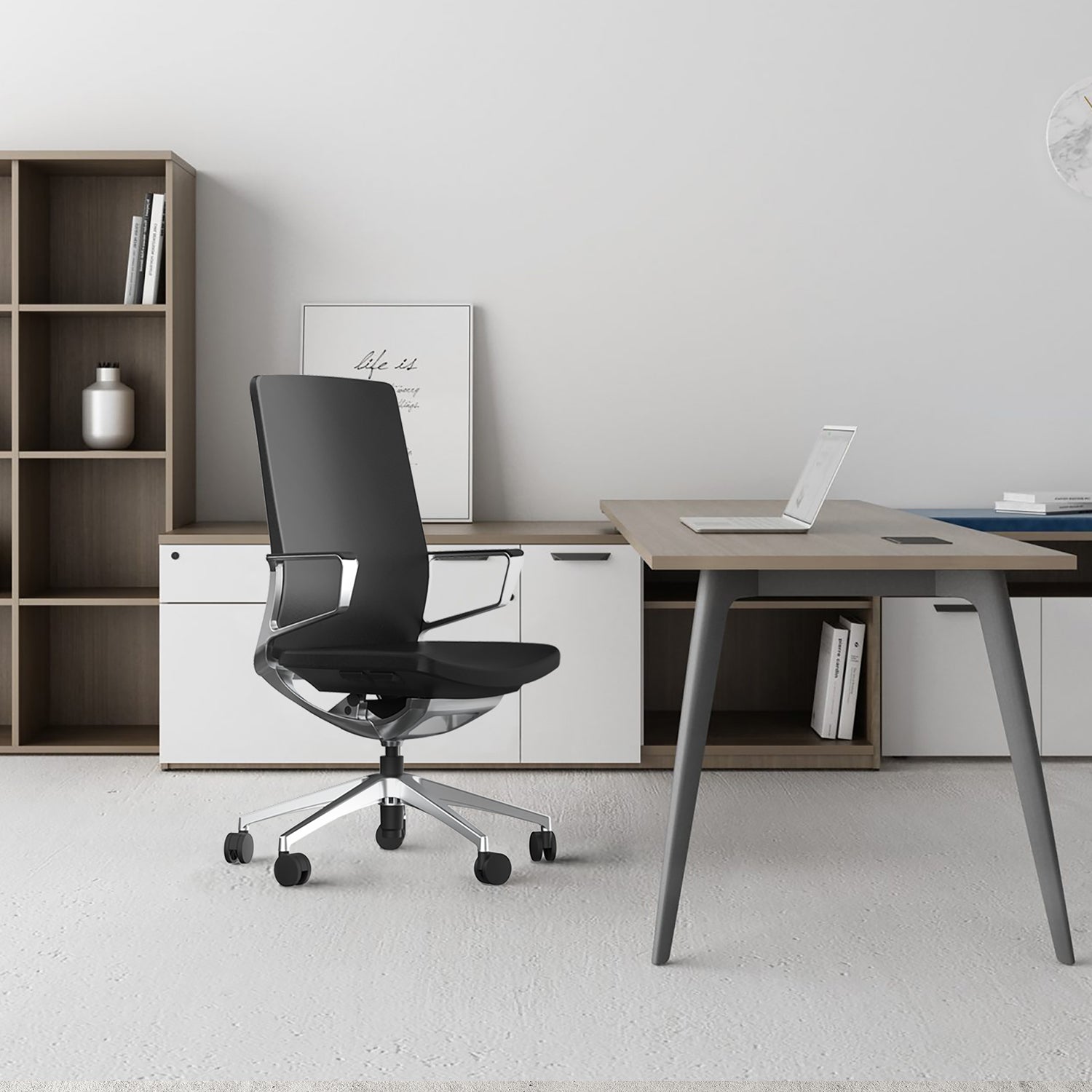 i5 Industries Gravity Conference Chair – Black Leather